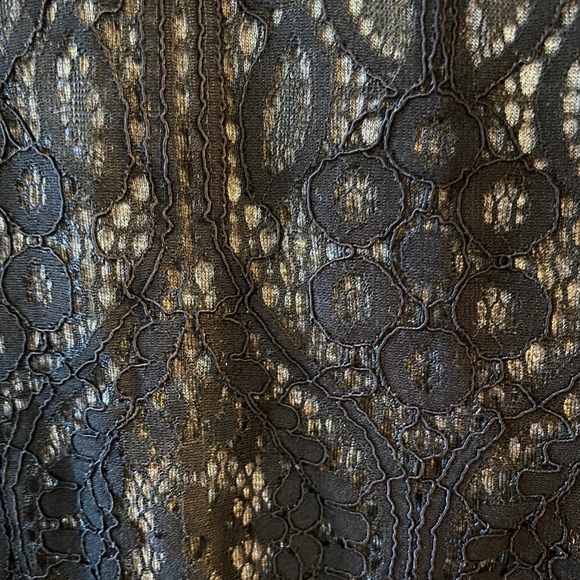 NWT Black and Gray Layered Lace Swing Tee - Picture 5 of 7